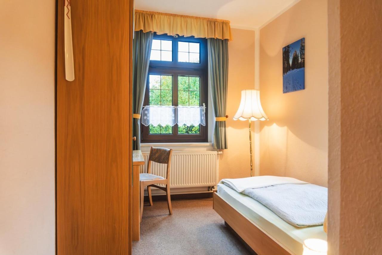 Gasthof Und Pension Hammerschaenke Wildenthal Стая снимка