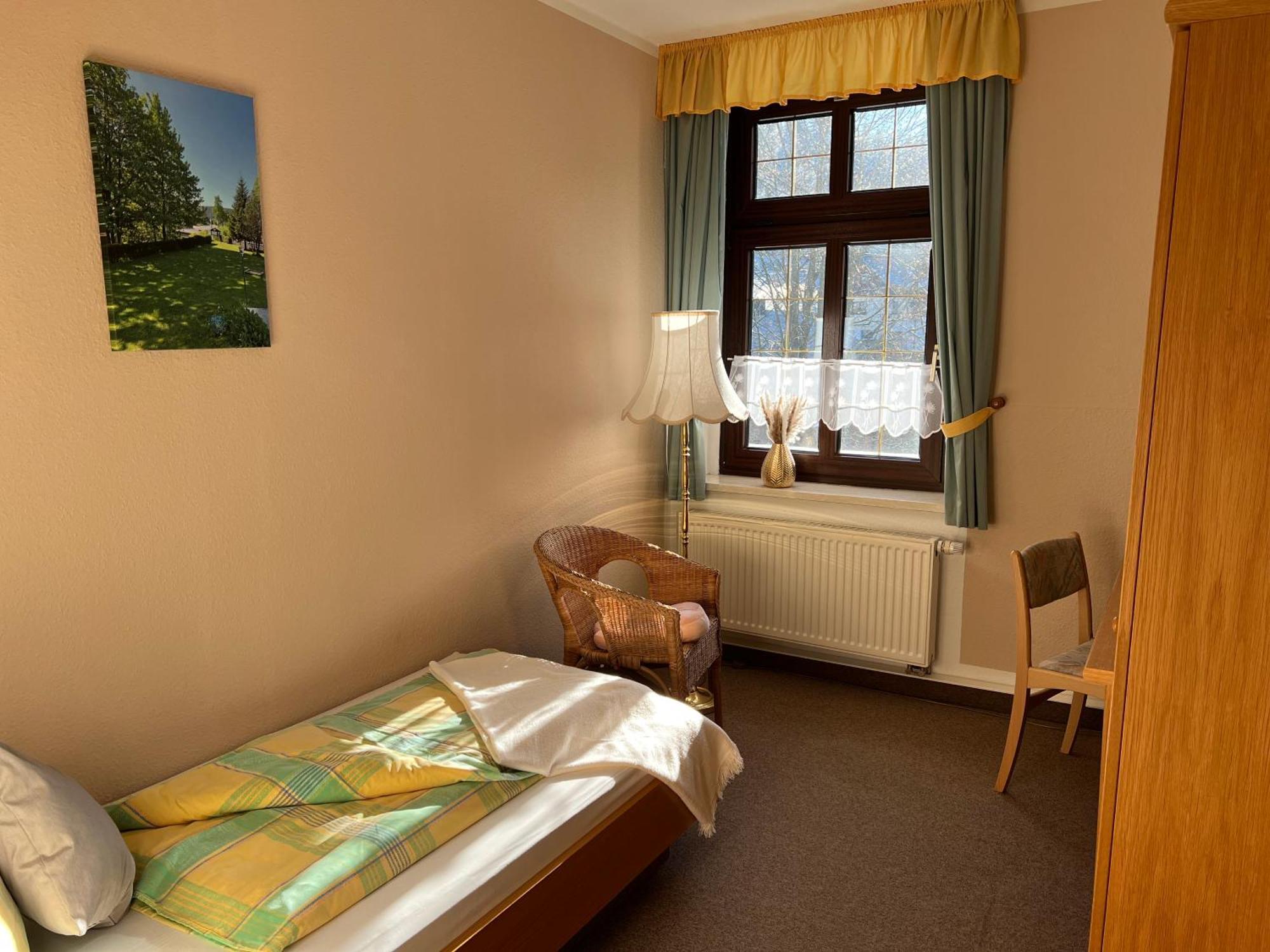 Gasthof Und Pension Hammerschaenke Wildenthal Стая снимка