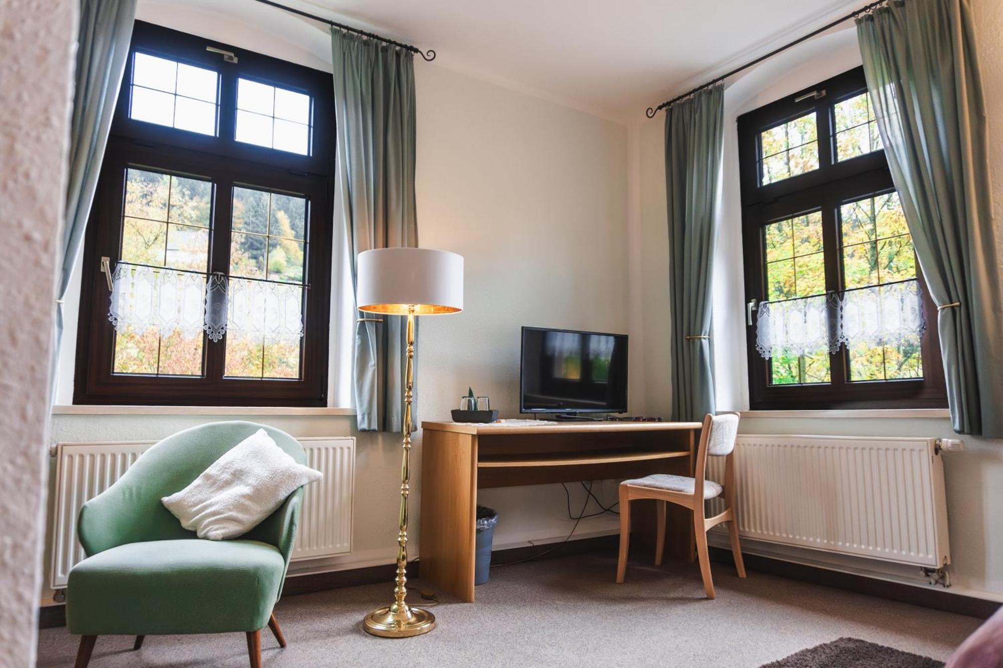 Gasthof Und Pension Hammerschaenke Wildenthal Стая снимка